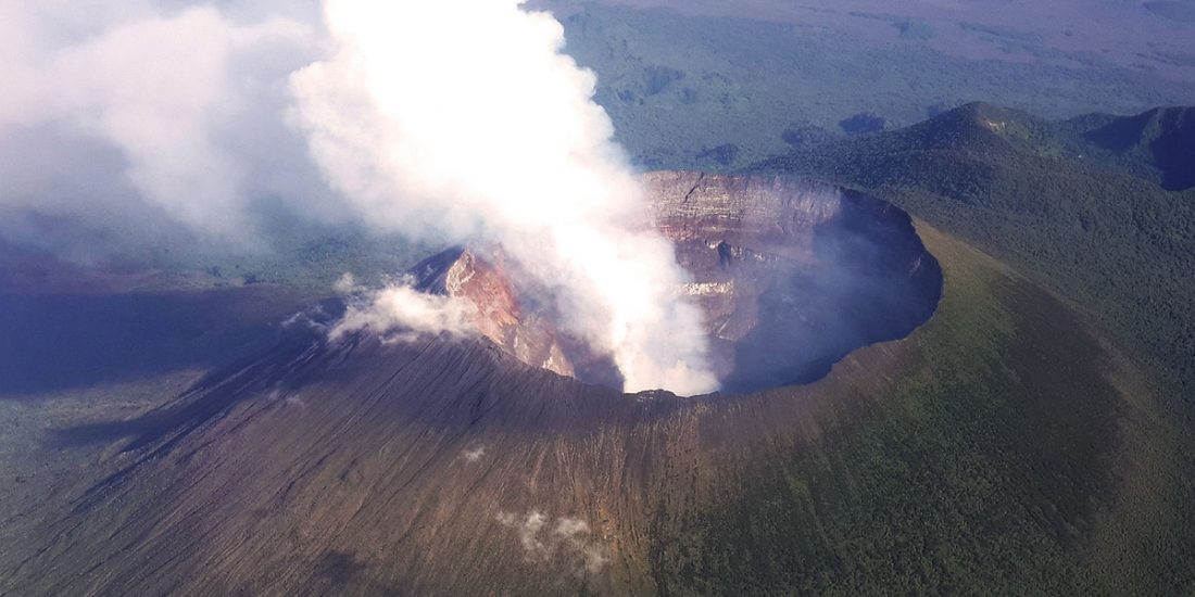 3 days Mount Nyiragongo volcano hiking safari and tour takes you to Virunga national park in DR Congo to the see the only volcano with a lava lake; observe a boiling Magma Lake! Virunga national park